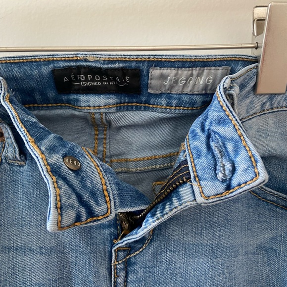 SALE!!! REDUCED!! (Oct 2023) Aeropostale Gorgeous Jean Jeggings Great condition! - Picture 2 of 7